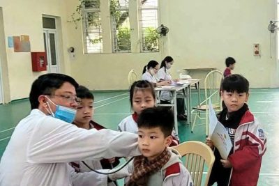 KHÁM SỨC KHỎE ĐỊNH KỲ CHO HỌC SINH NĂM HỌC 2025-2026